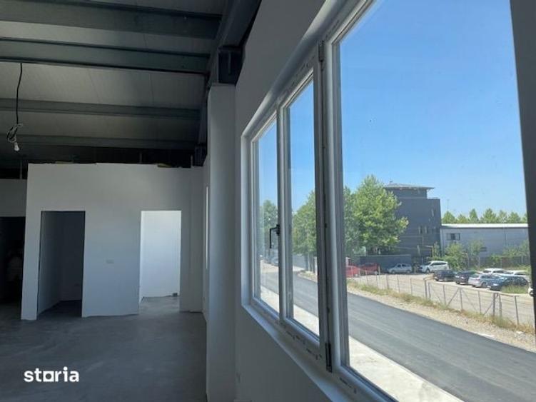 Spațiu comercial, de 1,800 mp, în Nord