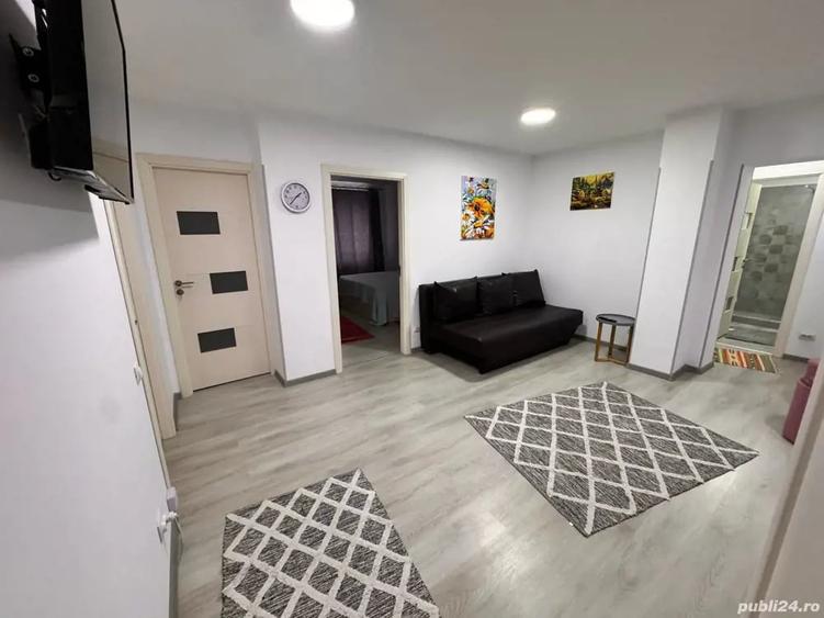 Apartament cu 4 camere decomandat în Mangalia