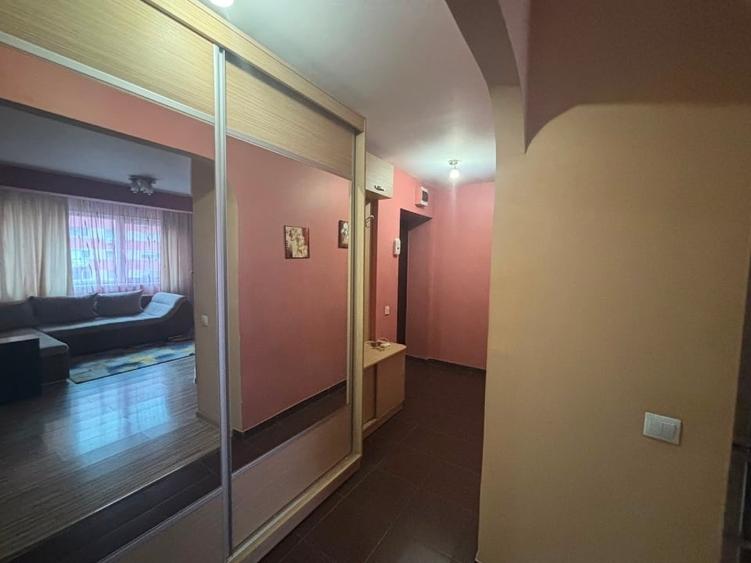 Apartament cu 2 camere decomandat, mobilat în Energia