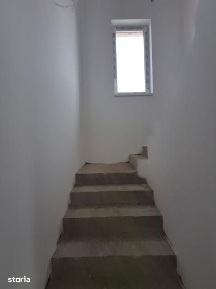 Casă cu 3 camere cu Teren 250 Mp în Șelimbăr