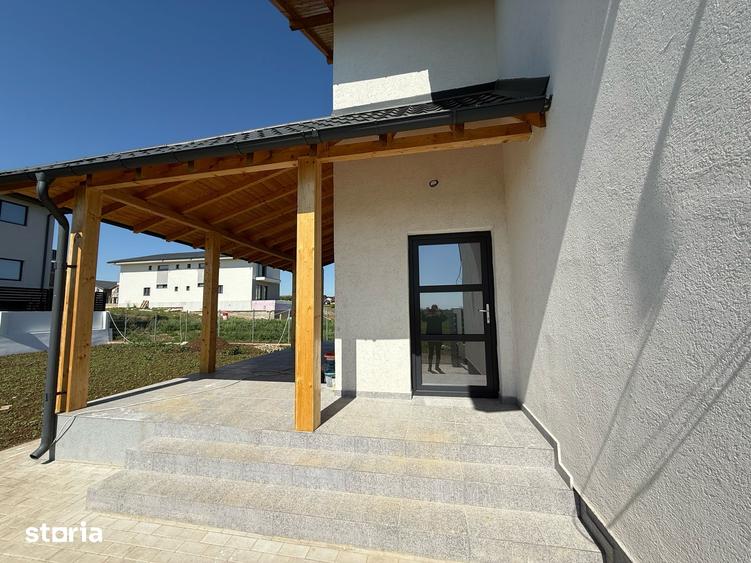 Vanzare casa 5 camere - Paule?tii Noi (zona Spitalului Mediurg) - 2