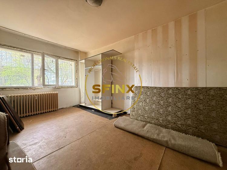 Apartament cu 3 camere decomandat în Colentina