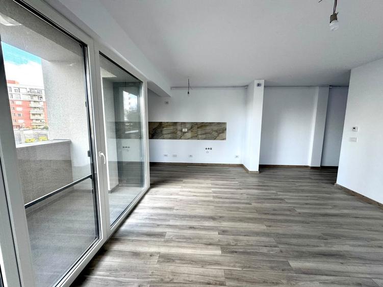 Apartament cu 2 camere decomandat în Aradului