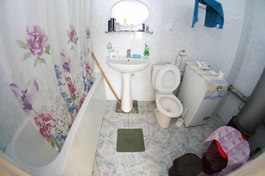 Casă individuală cu 4 camere cu Canalizare în Bod