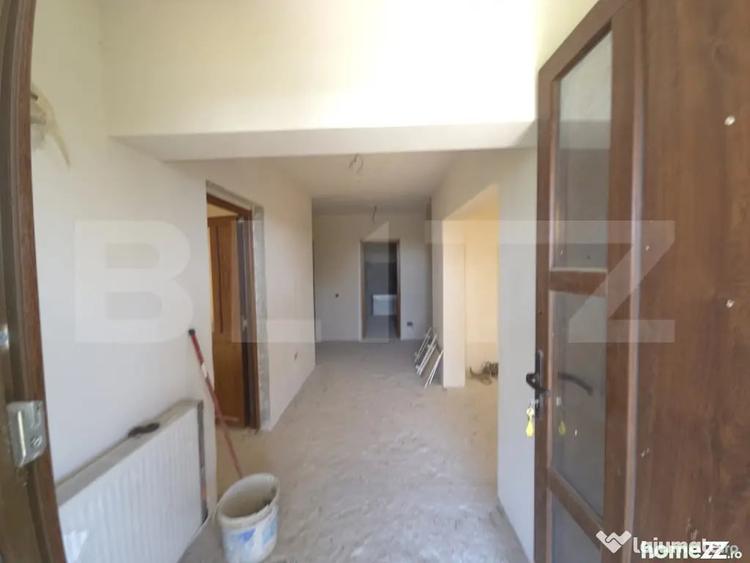Casă cu 5 camere cu Teren 1204 Mp în Central