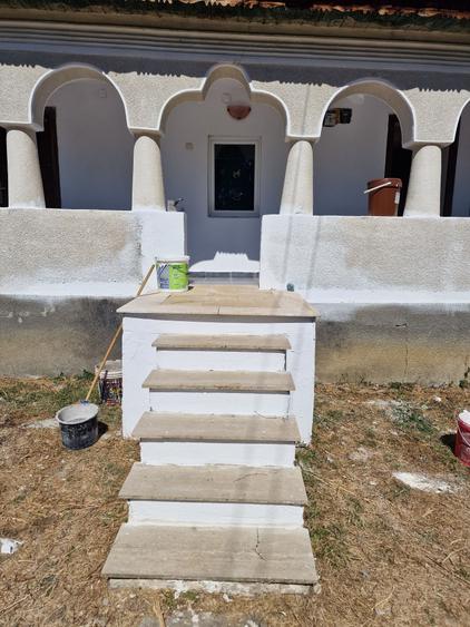 Casă cu 3 camere în Cotu