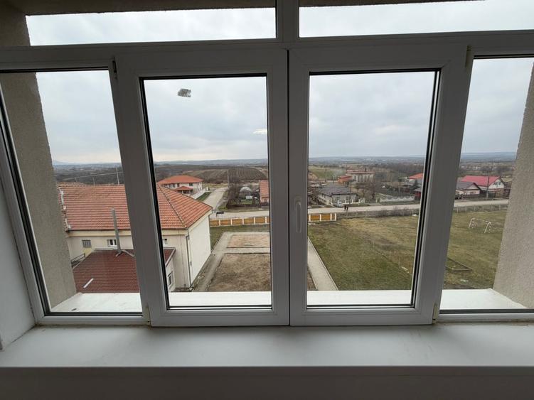 Apartament cu 3 camere semidecomandat în Șărmășag
