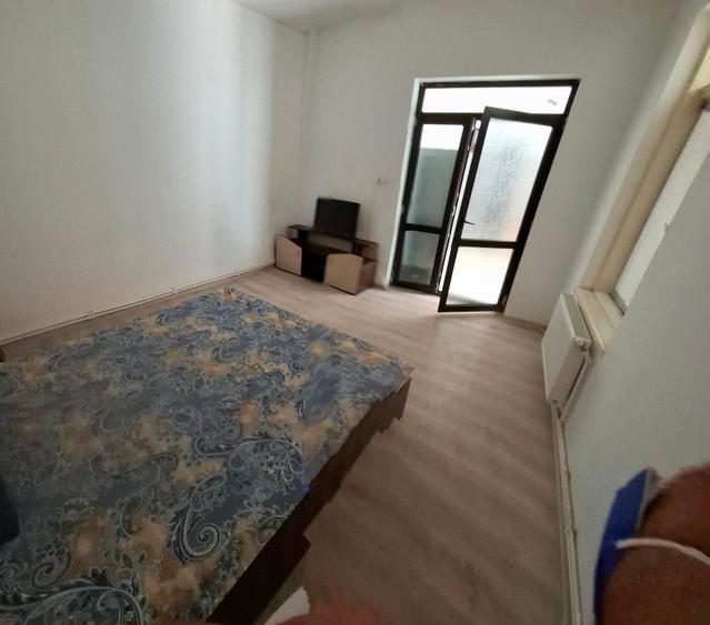 Casă cu 4 camere cu Teren 350 Mp în Calea Galați