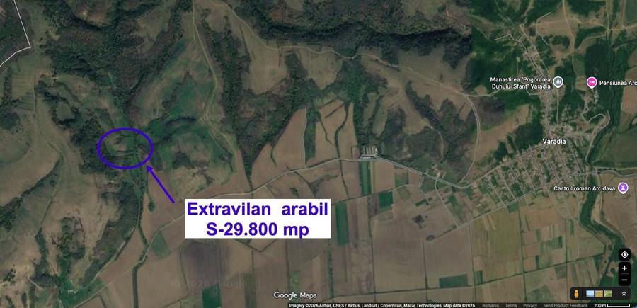 Teren agricol extravilan de 29800 mp, în Vărădia