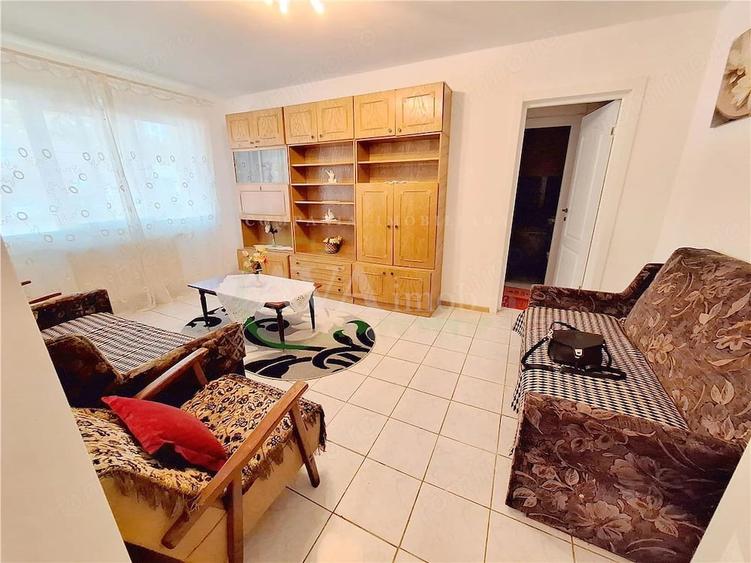 Apartament cu 2 camere semidecomandat în Narcisa