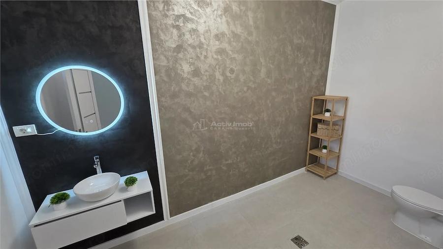 Spațiu comercial, de 130 mp, în Răcășdia