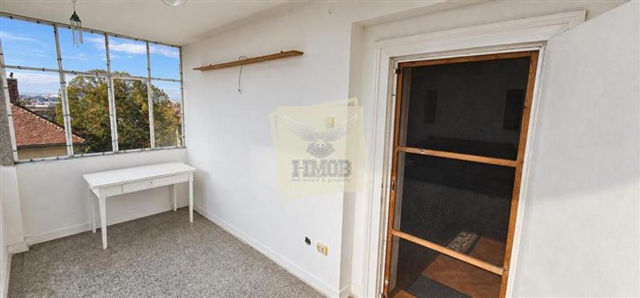 Apartament cu 4 camere circular, mobilat în Sub Arini