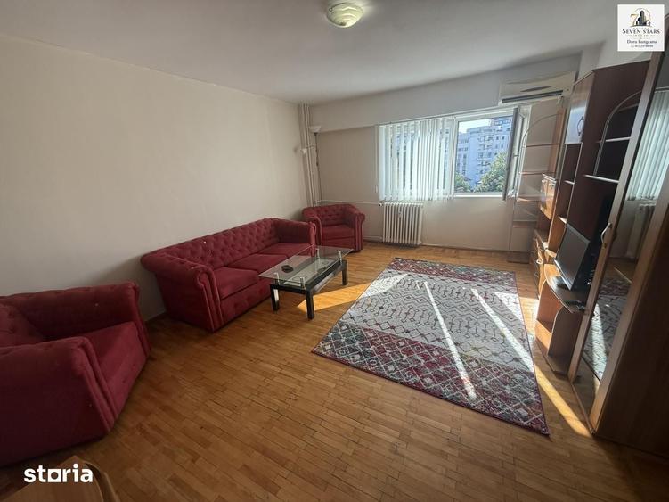 Apartament cu 3 camere decomandat în Central