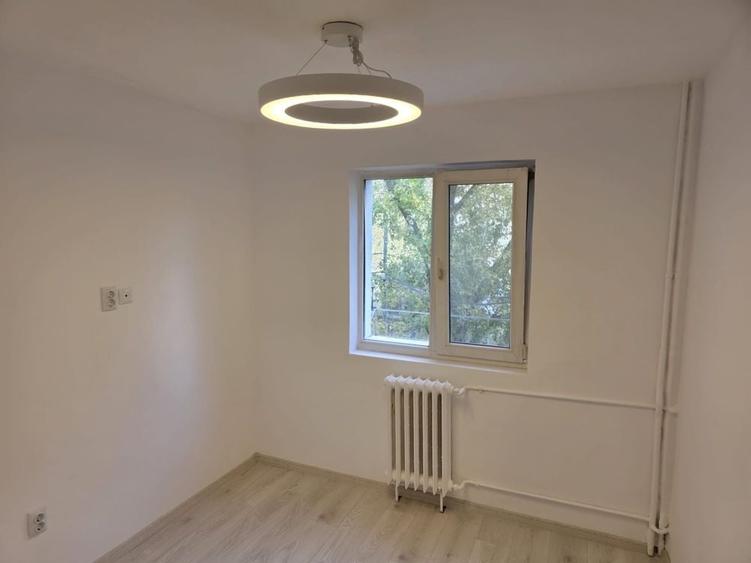 Garsonieră semidecomandată în Central