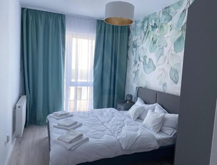 Apartament cu 3 camere decomandat, mobilat în Central