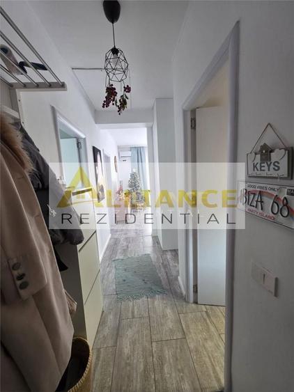 Duplex cu 3 camere cu Canalizare în Central
