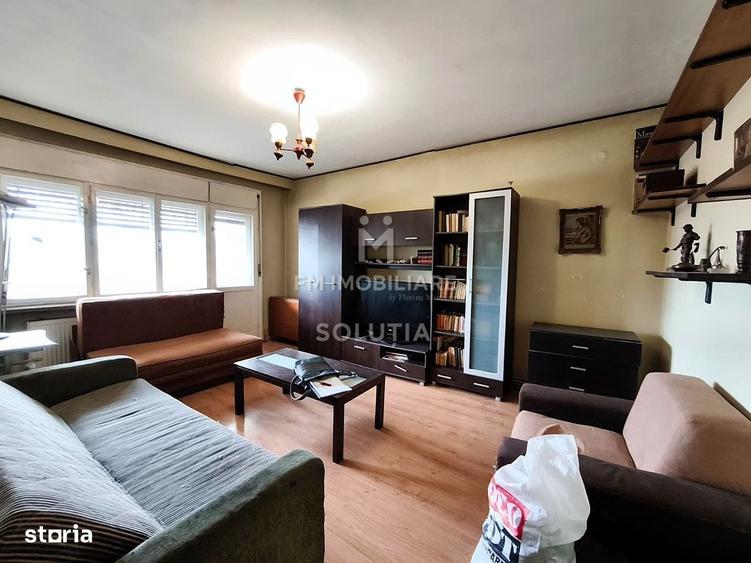 Apartament cu 3 camere decomandat în Central