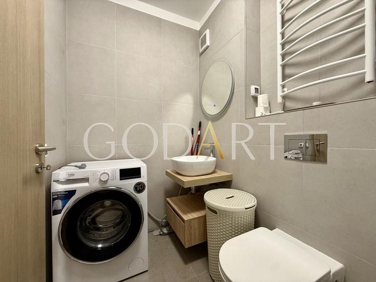 Apartament cu 2 camere decomandat, mobilat în P-ta Presei Libere