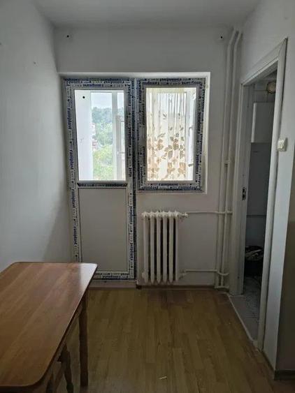 Garsonieră semidecomandată, mobilată în Galata
