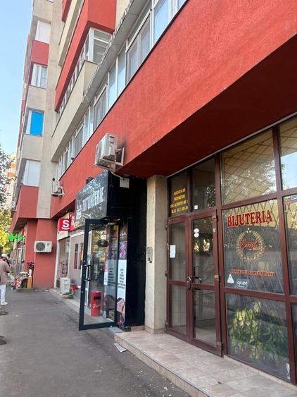 Spațiu comercial, de 64 mp, în Berceni