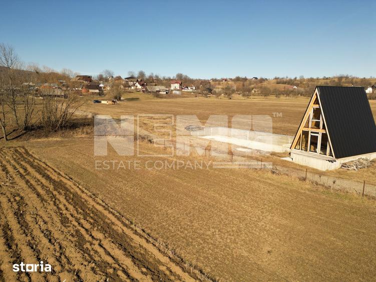Teren de 1000 mp, în Cacica