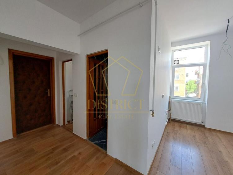 Garsonieră decomandată în Iosefin