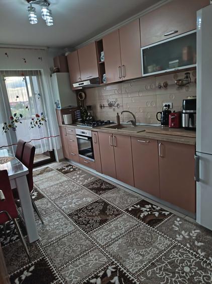 Apartament cu 2 camere decomandat în Sfântu Ilie