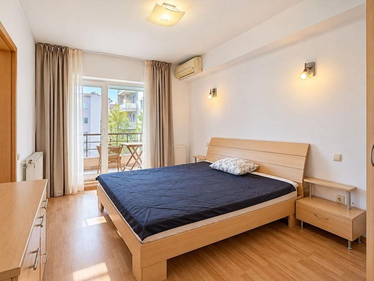 Apartament cu 4 camere decomandat, mobilat în Herăstrău