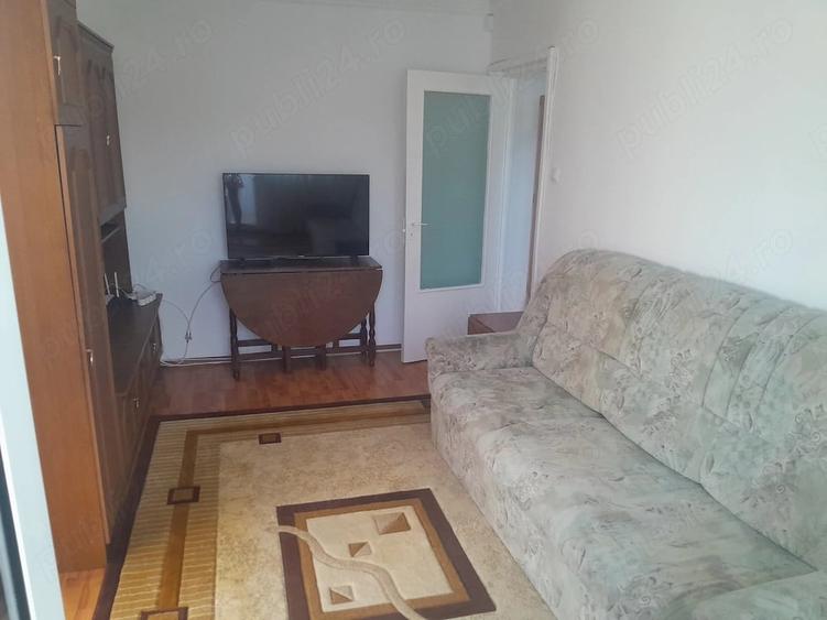 Apartament cu 2 camere decomandat în Dâmbu Pietros