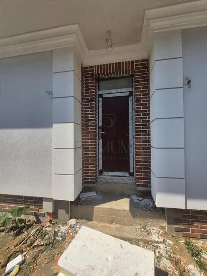 Duplex parter - 2 dormitoare - zona foarte buna - 12