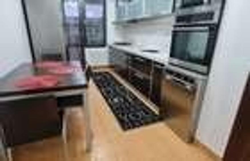 Apartament cu 4 camere decomandat, mobilat în Floreasca