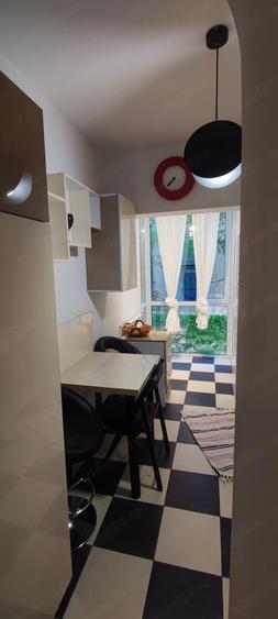 Apartament cu 2 camere decomandat în Primăverii