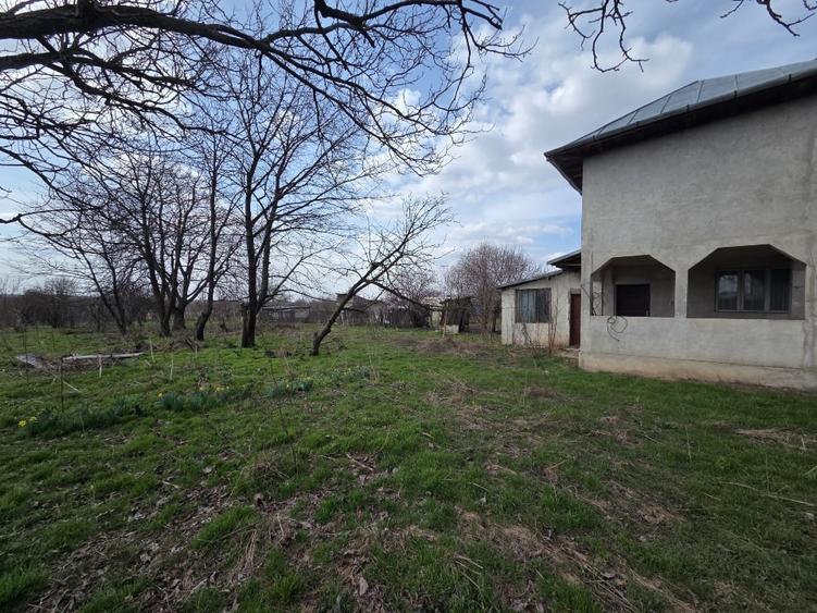 Teren Construcții intravilan de 3842 mp, în Gagu
