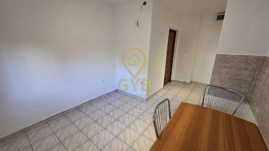 Apartament cu 2 camere decomandat în Decebal