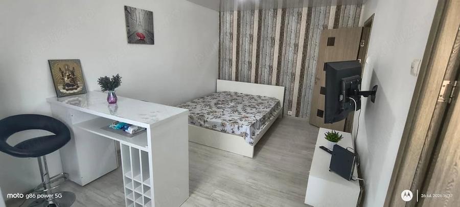 Garsonieră decomandată în Drăguțești
