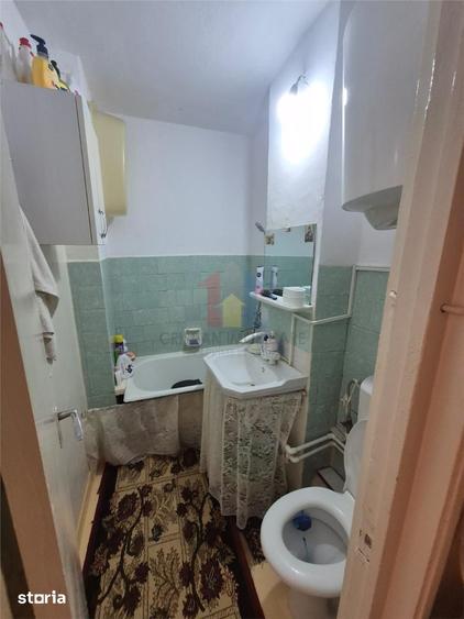 Apartament cu 3 camere în Viziru 1