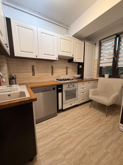 Apartament cu 2 camere decomandat în Prelungirea Ghencea