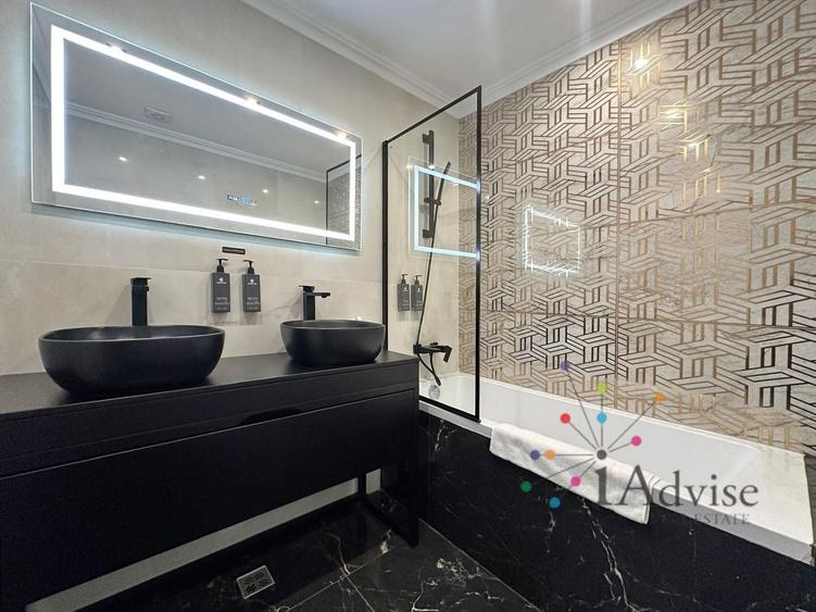 Apartament cu 3 camere decomandat, mobilat în Central