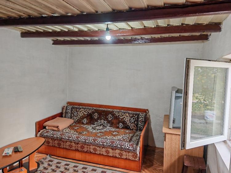 Casă cu 3 camere cu Teren 700 Mp în Lanurile