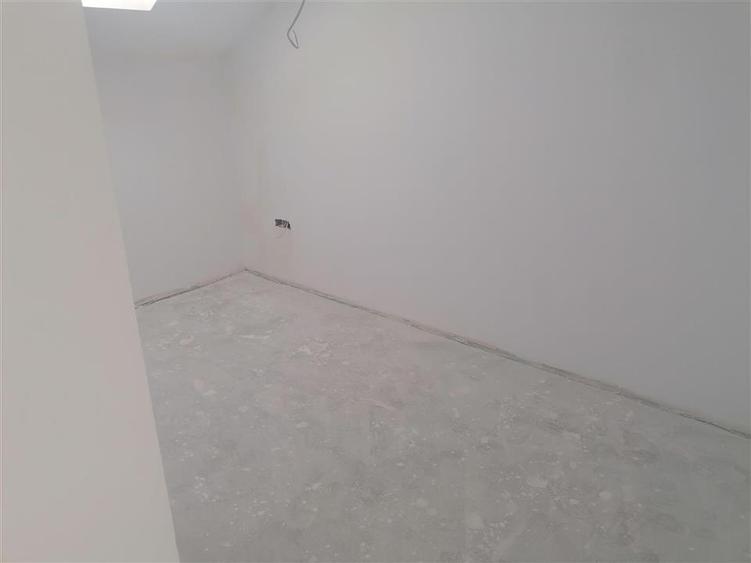 Casă cu 4 camere cu Teren 200 Mp în Exterior Nord