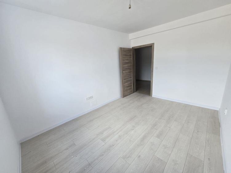 Garsonieră decomandată în Braytim
