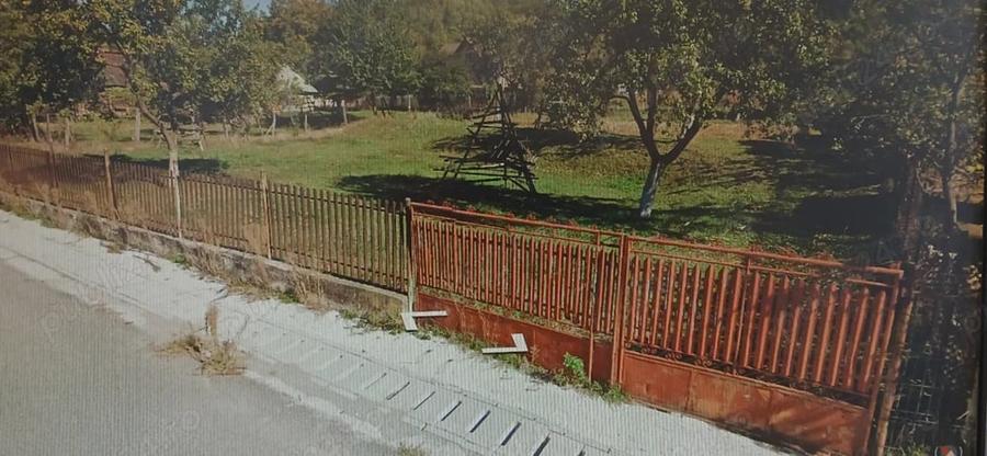 Teren de 1248 mp, în Albești