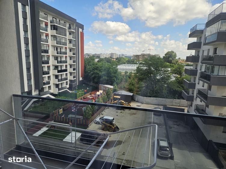 Apartament cu 2 camere în Apărătorii Patriei