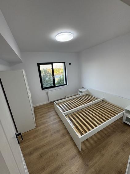 Apartament cu 2 camere decomandat în Fundeni