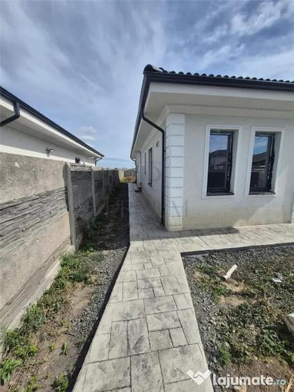 Duplex parter - 2 dormitoare - 2 bai - zona excelenta la 4 b - 10