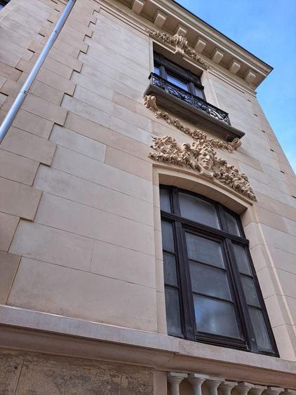 CASA SPECTACULOASA, IDEALA PENTRU BIROURI - 5
