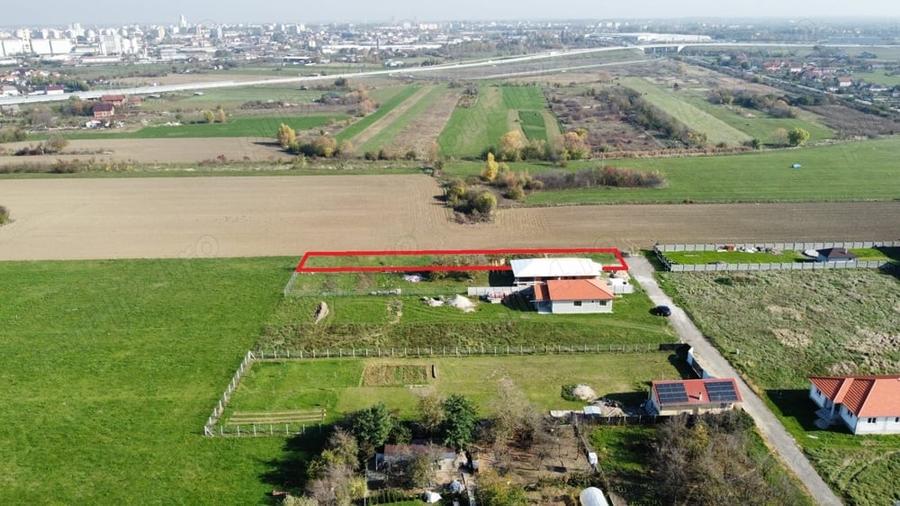 Teren de 1215 mp, în Central