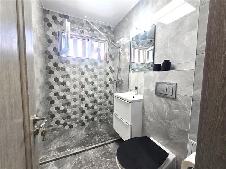 Apartament cu 2 camere decomandat în Faleza Nord