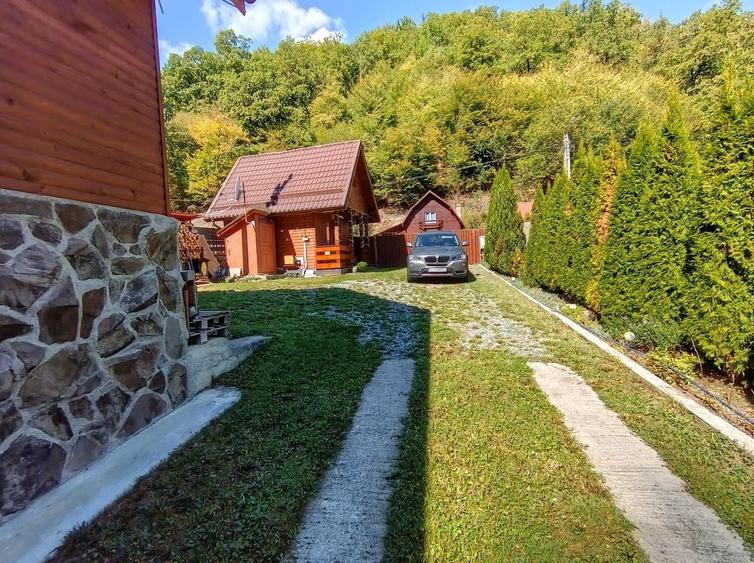Casă cu 4 camere cu Teren 500 Mp în Moara de Pădure
