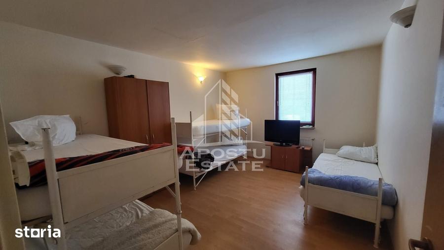 Casă cu 6 camere cu Teren 500 Mp în Șag